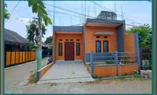 Rumah Hook, Cluster One Gate Sistem Siap Huni di Jatiluhur Jatiasih