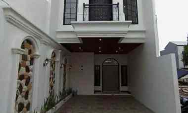 Rumah 2 Premium Modern Classic Dikawasan Jatiwaringin Pondok Gede