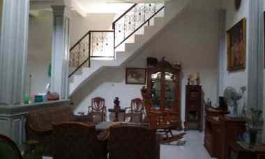 Rumah Dijual di jatiwaringin