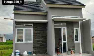 Rumah Cantik Murah DP 5 Cicilan Flat Free Biaya KPR di Baleendah