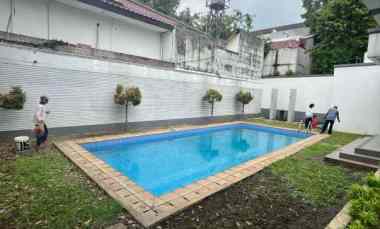 Rumah Mewah di Kawasan Elite Bangka Kemang Jakarta Selatan