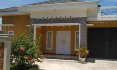 Dijual Rumah Bulatan jl Beringin Air Hitam dekat ke Mall Ska Pekanbaru