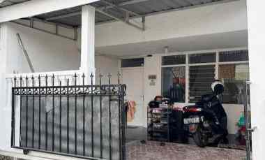 Rumah Dijual di Wonokromo Surabaya dekat Marvell City Mall