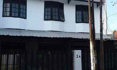 Dijual Rumah Bagus Strategis jl Bronggalan di Surabaya Timur