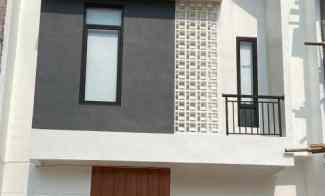 Rumah Dijual di Jl bsi sawangan depok