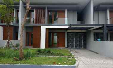 Dijual Rumah Smart Home Eksklusif dekat Tol Buah Batu, Desain Arsitek