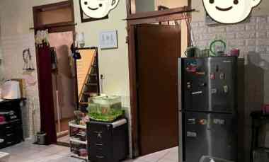 Dijual Rumah Bangunan Lama di Cibolerang Kota Bandung tanpa Perantara