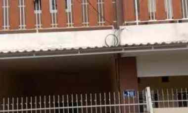 Rumah 2,5 Lantai Ada Rooftop Siap Huni di Cijantung Jakarta Timur