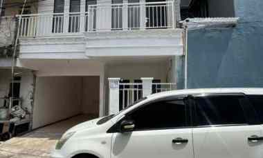 Rumah Baru 2 Lantai Siap Huni di dalam Cluster Cipinang Muara Jakarta