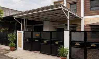 dijual rumah jl cisaranten kulon