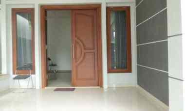 Rumah Tropis jl.gaharu,Lt, 497 m2 /Lb, 400 M, 2 Lantai, 11,5 M