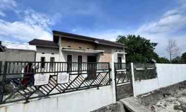 Dijual Rumah Sangat Luas jl Garuda Sakti km 4 dekat ke Kampus Uin