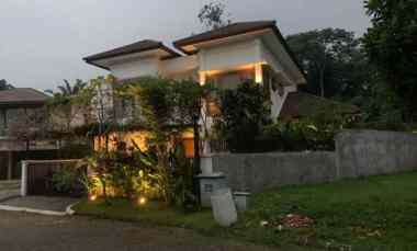 Rumah 2 Lantai Modern Minimalis di Golf Estate Bogor Raya