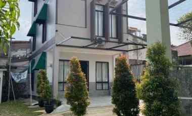Rumah Mewah Siap Huni di Cluster TB Simatupang Jatipadang Jakarta
