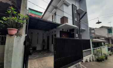 Dijual Rumah 2 Lantai Murah di Jatihandap Kodya Bandung