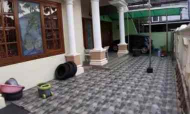 Rumah Mewah Posisi Hook di Komplek Kalibata Jakarta Selatan