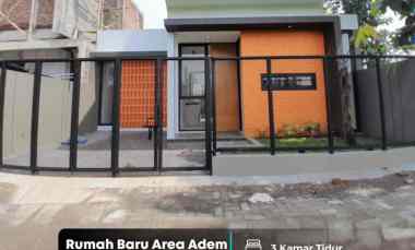 1 km ke jl. Kaliurang km 11, Rumah Baru Full Taman Konsep Open Space