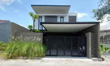 Turun Harga Rumah Furniture Hook Mewah jl. Kaliurang km 12,5 Sleman