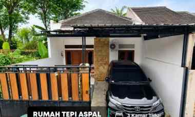 Rumah Tepi Aspal di Sukoharjo, Ngaglik, Sleman dekat Kampus Uii jl. Ka