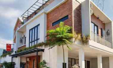 Dijual Kos Exclusive 19 Kamar Potensi 80jt/bulan - 1 menit Pasar Kolom