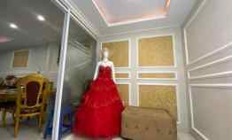 Dijual Rumah Mewah dalam Cluster Griya Plemburan, Sleman, Yogyakarta