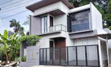 Full Furniture Rumah Mangku Aspal jl. Kaliurang km. 9 Yogyakarta