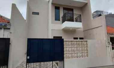 Rumah Baru Minimalis Modern di Kayu Putih Rawamangun Jakarta Timur