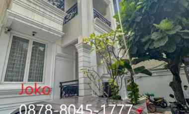 Rumah Dijual di Jl. Kebon kacang