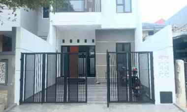 Rumah Dijual di Jl. Kelapa hijau pondok kelapa duren sawit Jakarta Timur