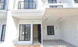 Dijual Rumah Ready Stock 2 Lantai di jl Kemang Raya Cilodong Depok
