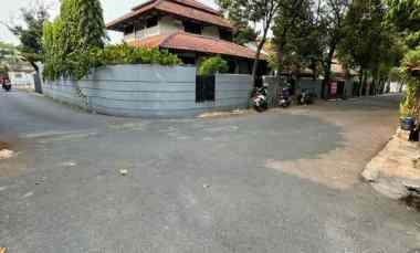 Rumah Dijual di Jl. kemang III