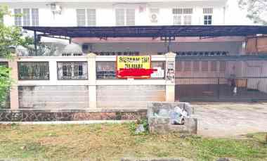 Rumah Mewah dalam Komplek Kav Al Duren Sawit Jakarta Timur