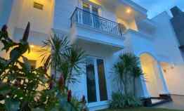 Rumah Mewah Baru dalam Komplek Lebak Bulus Cilandak Jakarta Selatan