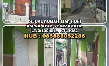 Dijual Rumah Siap Huni dalam Kota Yogyakarta. Lt/b 100 Shm Kt3 Km2