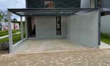 Rumah Desain Karya Arsitek Tropis Modern Selatan Jakarta