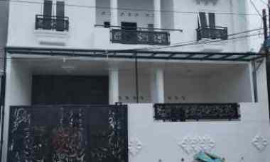 D Clasic Dijual Rumah di jl Nanas Lamper Tengah Semarang