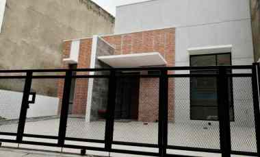 Rumah Dijual di Jl. Parakan Wangi Kel. Batununggal, Kec. Bandung Kidul, Kota Bandung 40266