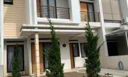 Rumah Pemandangan Kota Bandung Kawasan SejukSemi Furnish di Pasir Impu