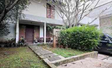 Rumah 2Lt, Hdp Selatan, Semi Furnisned, Nyaman dan Strategis, jl. Paso