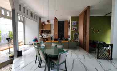 dijual rumah jl perum griya blok petir