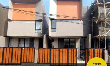 Runah 2 Lantai Kualitas Bata Merah Strategis dekat Tol Ciputat Baru