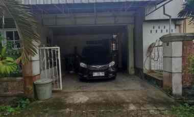 dijual rumah jl raudah