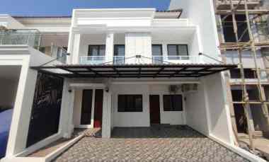 Rumah Cluster Mewah dekat ke RS Persahabatan Rawamangun Jakarta Timur
