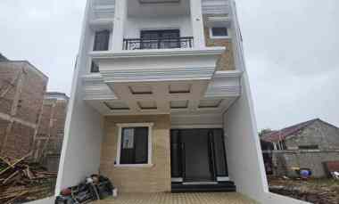 Rumah 2 Lantai dekat Pintu Tol di Pinggir jl Raya di Cimanggis Depok