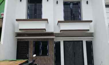Rumah Dijual di Jl. Raya Kalimalang duren sawit Jakarta Timur