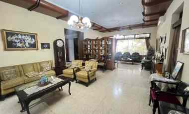 Rumah Area jl Raya Kartini, Diponegoro, Genteng, Tunjungan LLZ