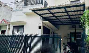 Rumah Dijual di Jl. Raya Limo Depok