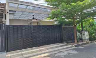 Rumah Mewah Asri Artistik Aman Nyamam di Cakung Jakarta Timur