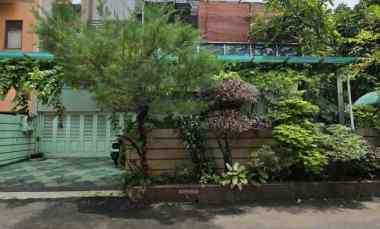 dijual rumah jl raya perumahan