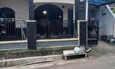 Dijual Rumah hanya 100 meter Dr Jln Raya Untung Suropati